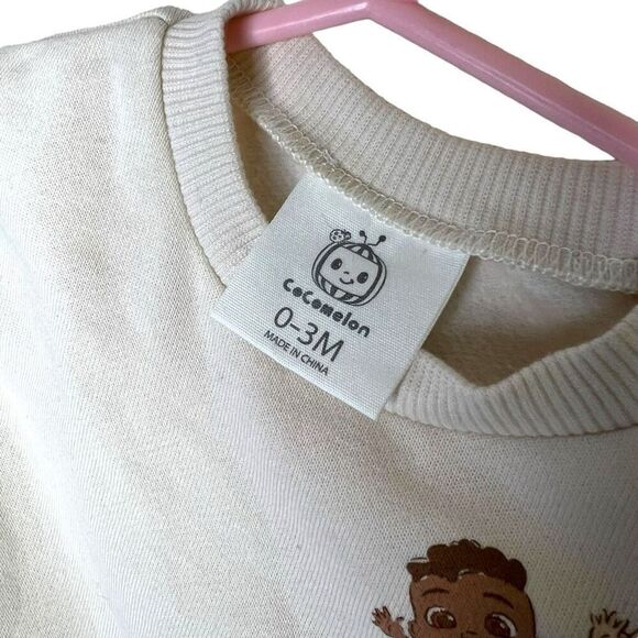 NEW Cocomelon Full Of Love Sweatshirt Jogger Set 0-3M - Picture 4 of 5